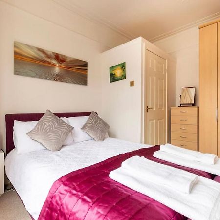 Shelley'S Seaside Stay Порткол Экстерьер фото