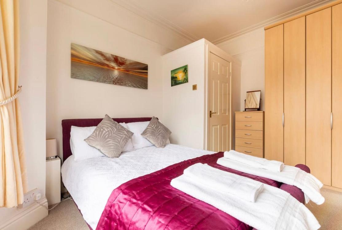 Shelley'S Seaside Stay Порткол Экстерьер фото